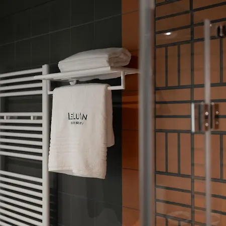 Leluan Mola di Bari
